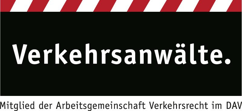Mitglied der Arbeitsgemeinschaft Bank- und Kapitalmarktrecht Schwarzes Schild mit roten und weißen Streifen und dem Text "Verkehrsanwälte."
